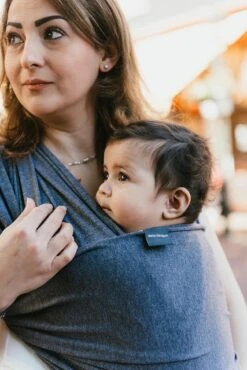 Baby Garden Draagdoek Grijs - Ergonomisch - Original - Inclusief Slabbetje -Aanbiedingen BIBS Winkel 801x1200 107