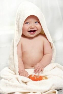 Petit & Jolie Baby Massage Olie - 100% Natuurlijke Huidverzorging - Verzacht De Huid 10 Petit & Jolie Baby Massage Olie - 100% Natuurlijke Huidverzorging - Verzacht De Huid -Aanbiedingen BIBS Winkel 805x1200 1