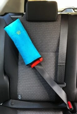 3D Blauwe Gordelkussen Of Slaapkussen Als Reiskussen In De Auto. Dit Kussen Is De Beschermer Van Riem/Gordel, Nek, Hoofd En Kind Bij Het Slapen -Aanbiedingen BIBS Winkel 810x1200 7