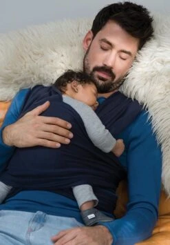 Babylonia Draagdoek - Tricot-Slen - Jeansblauw -Aanbiedingen BIBS Winkel 835x1200 12