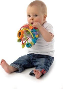 Playgro Speel En Leerbal - Grijp- En Bijtspeelgoed - Klikklak Geluiden - Spiegeltje - Kralen - Cilinder Met Rattelende Ballen -Aanbiedingen BIBS Winkel 848x1200 4