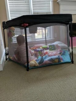 Deryan Draagbare Kinderbox - Zwart - Vaste Matrasbodem - Reisbox - Campingbedje -Aanbiedingen BIBS Winkel 902x1200 5