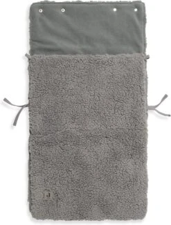 Jollein Voetenzak Voor Autostoel & Kinderwagen - Teddy - Storm Grey -Aanbiedingen BIBS Winkel 913x1200 6
