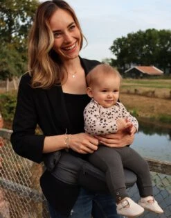 Deryan Pack Basic Luxe Heupdrager - Baby En Peuter Heupzitje - Draagzak Grijs 14 Deryan Pack Basic Luxe Heupdrager - Baby En Peuter Heupzitje - Draagzak Grijs -Aanbiedingen BIBS Winkel 944x1200 11