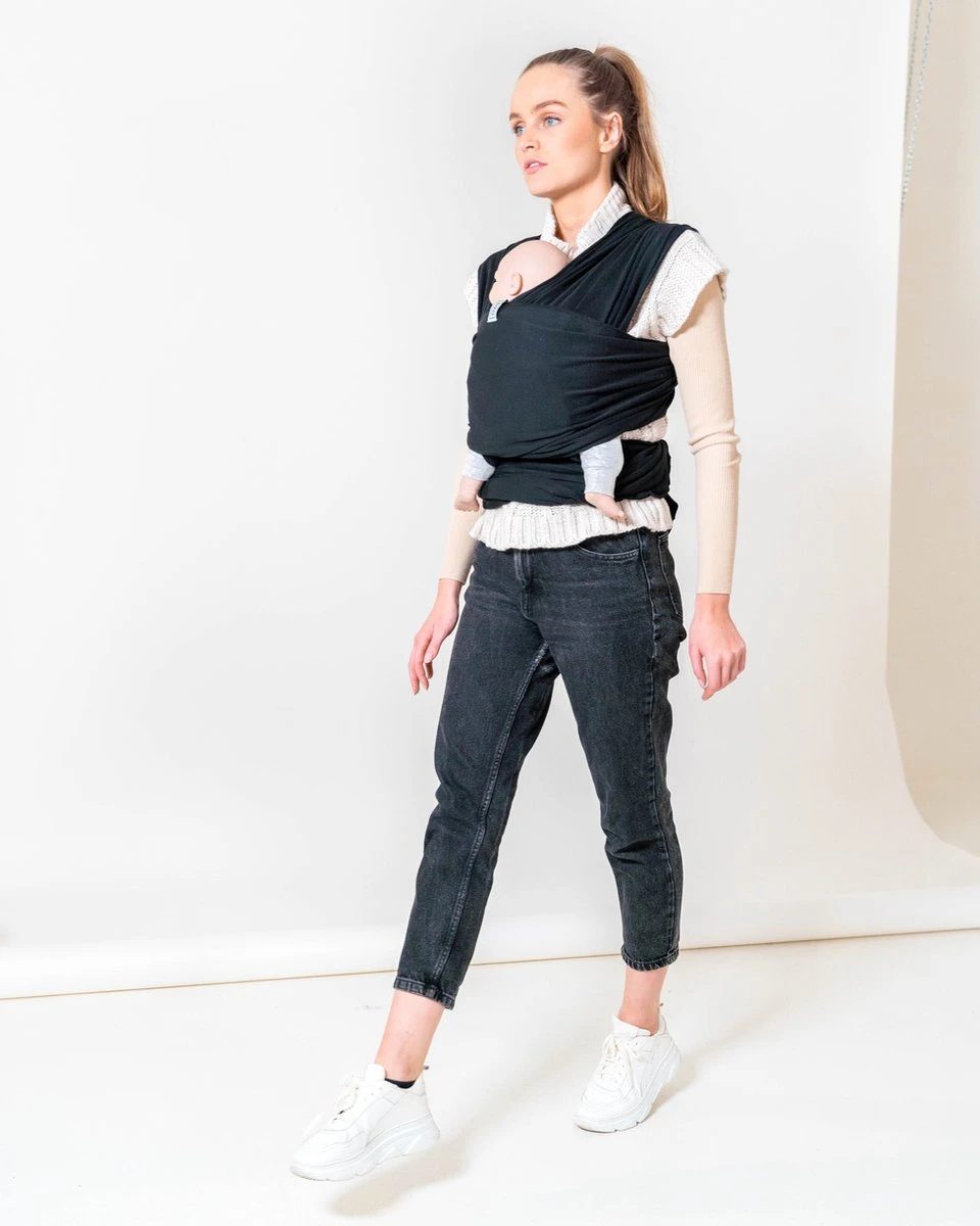 ByKay - Draagdoek - Rekbaar - Black - Maat M - Organic Katoen - Stretchy Wrap Deluxe - 3 Jaar - Buik - Heup 8 ByKay - Draagdoek - Rekbaar - Black - Maat M - Organic Katoen - Stretchy Wrap Deluxe - 3 Jaar - Buik - Heup - Afbeelding 8