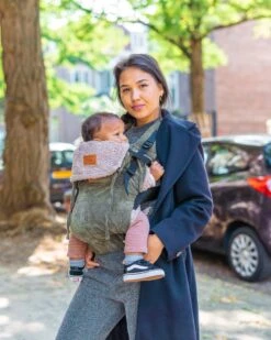 ByKay - Winter Voering - In Je Draagzak - Teddy Inlay - Taupe - Oragnic -Aanbiedingen BIBS Winkel 960x1200 41