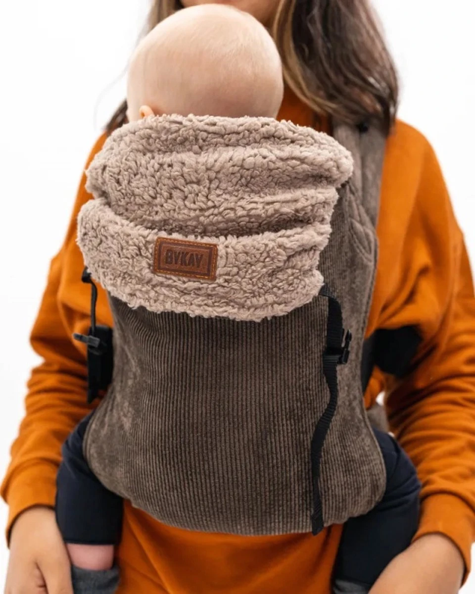 Bykay - Draagdoeken - Cover - Teddy Taupe - Winter Edition 6 Bykay - Draagdoeken - Cover - Teddy Taupe - Winter Edition - Afbeelding 6